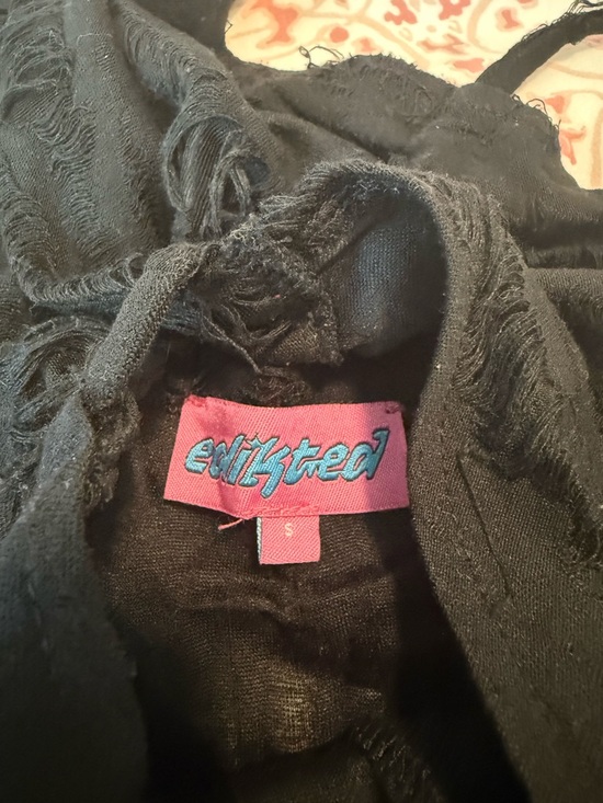 Black Halter Plunge Mini Dress - Picture 4 of 4